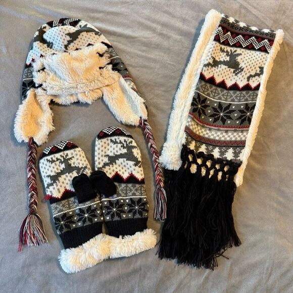 Women’s Winter Trapper Hat, Scarf, and Mittens Set | Nordic Print | Fair Isle - Picture 1 of 8